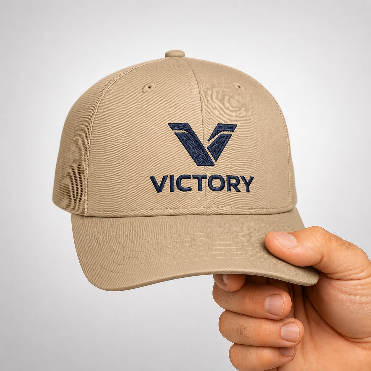 Gorra bordada con logo Victory